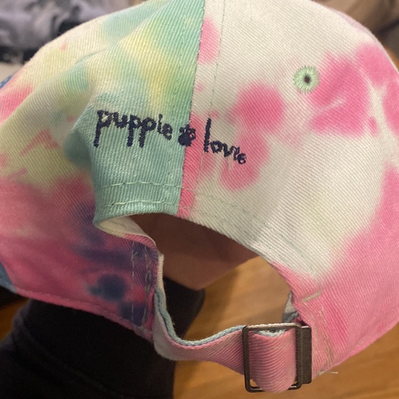 Hat - Picture 2 of 3